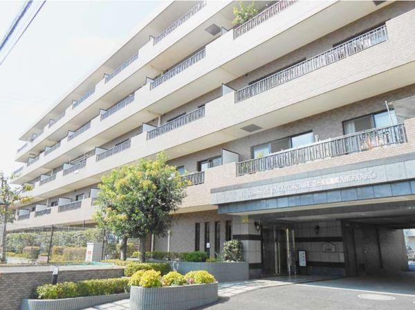 日神パレステージ鶴間南 外観