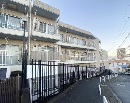 ダイアパレス上大岡第3 外観