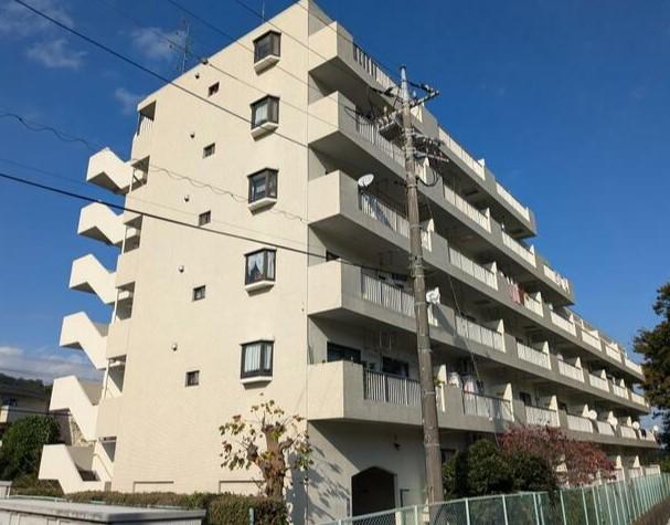 ライオンズマンション東海大学前 外観