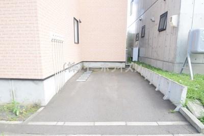 ハピネス銭函Ⅰ 駐車場