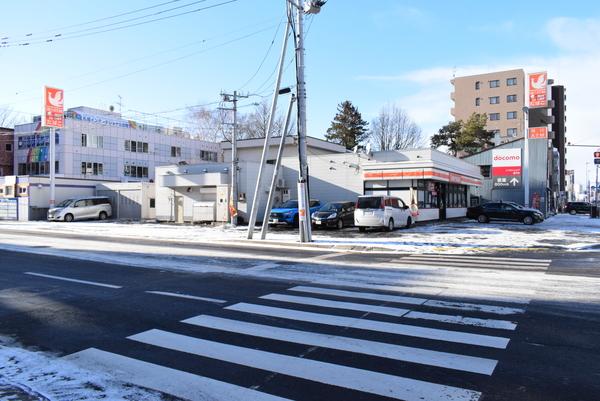 セイコーマートほんま店：227m