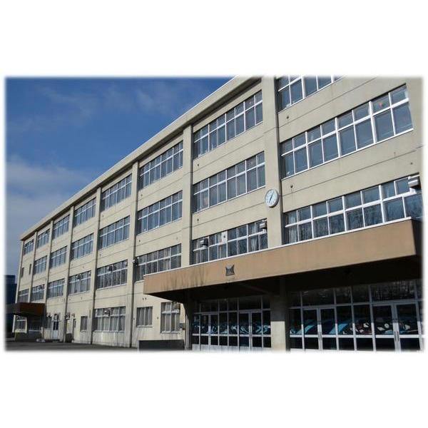 札幌市立陵陽中学校：668m