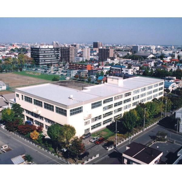 札幌市立幌東中学校：600m