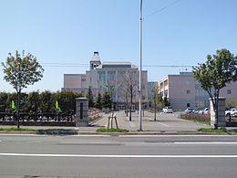 北海道札幌琴似工業高校：1239m