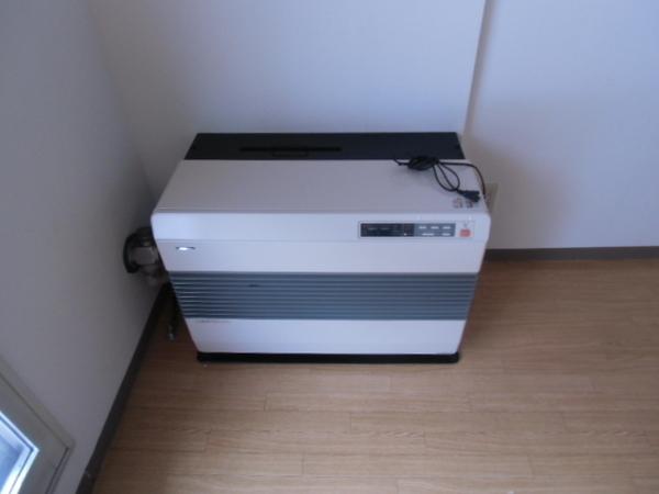 ローヤルハイツ菊水元町（102） 部屋画像