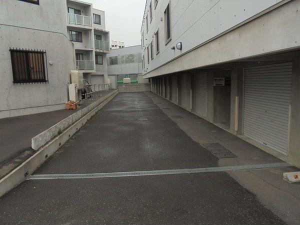 neo21 the East（207） 駐車場