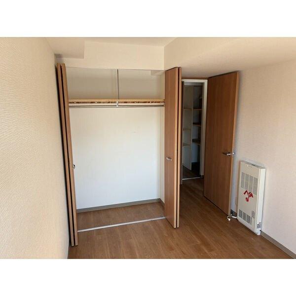 南円山シャトー桂和（302） 収納