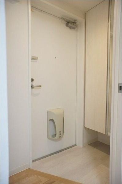グランメール　南郷通16（301） 玄関