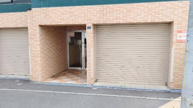 ローヤルハイツ水車町（205） 駐車場