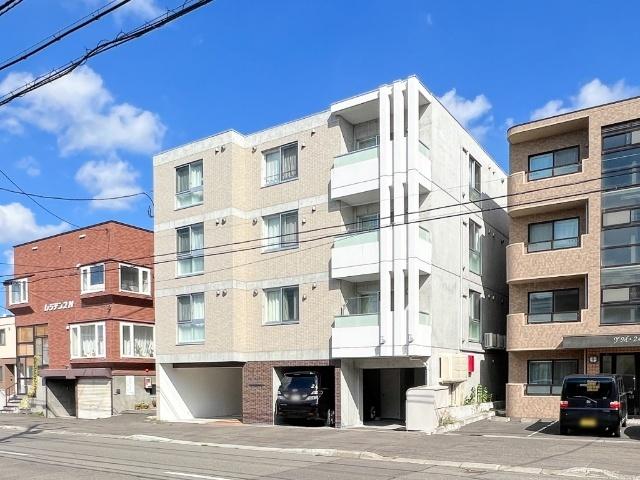 メニーズコート元町西（406） 外観