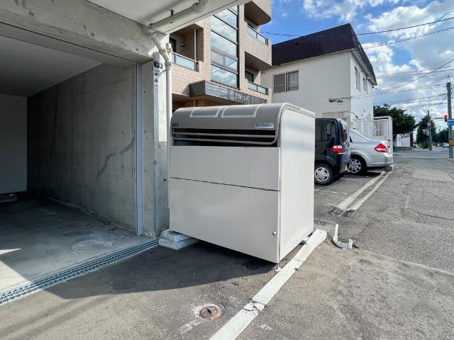 メニーズコート元町西（406） 共有部分