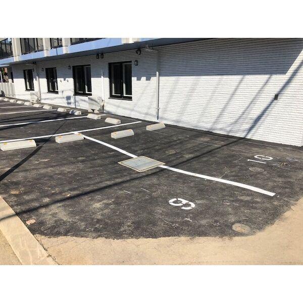 レインボーロード宮の森（401） 駐車場