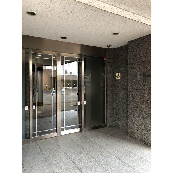 宮ヶ丘レジデンス神宮前(旧称サムティ宮ヶ丘レジデンス)（304） エントランス