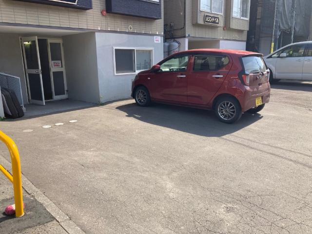 ピュアハイツ（203） 駐車場