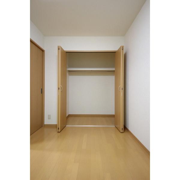 豊中市螢池東町アパート 収納