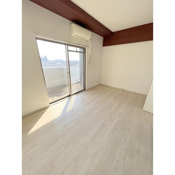 豊中市庄内西町マンション リビング