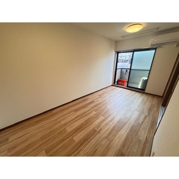 豊中市螢池北町アパート リビング