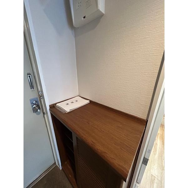 豊中市岡上の町マンション 玄関