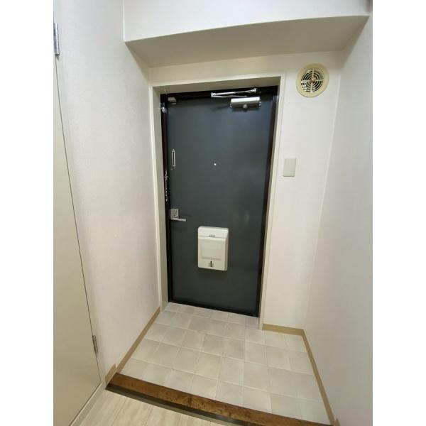 豊中市稲津町マンション 玄関