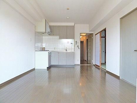豊中市柴原町マンション リビング