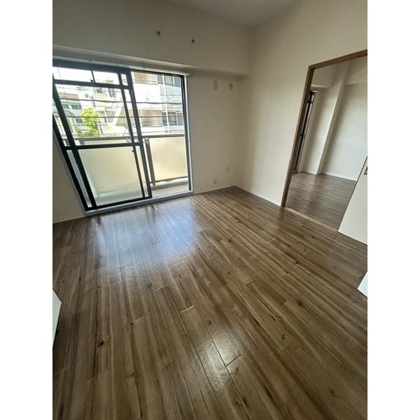 豊中市宮山町マンション リビング