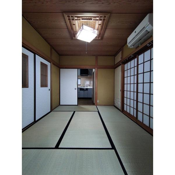 太平寺2丁目貸家 リビング