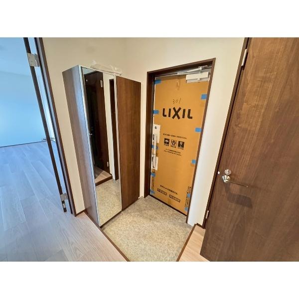 豊中市庄内東町アパート 玄関