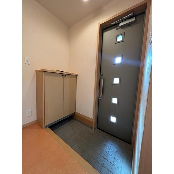 豊中市桜の町一戸建 玄関