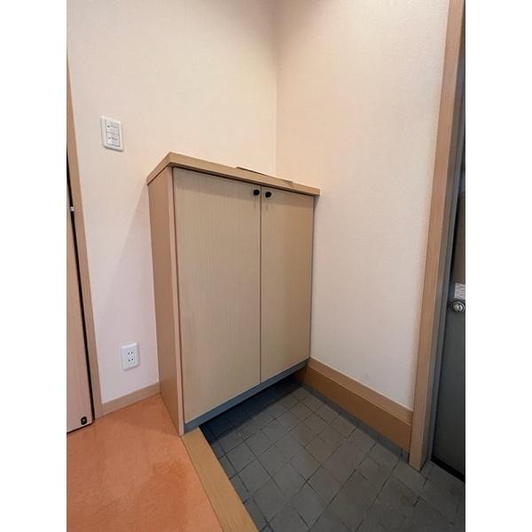 豊中市桜の町一戸建 玄関