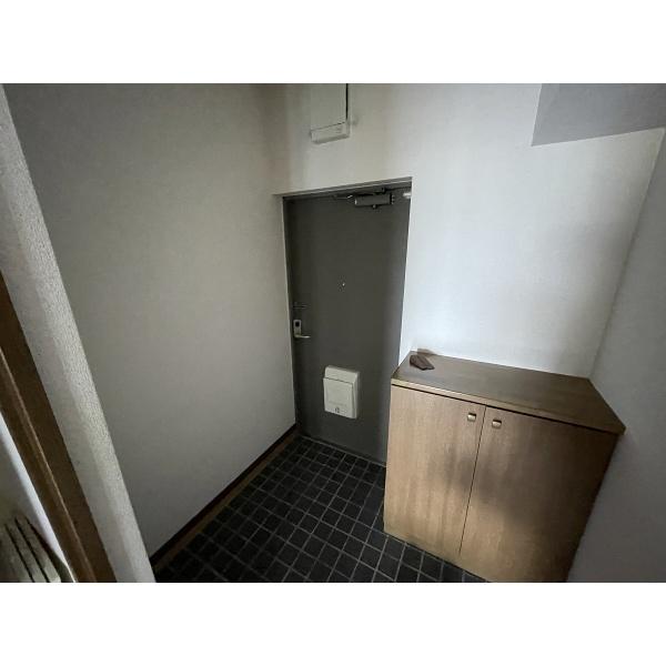 豊中市曽根東町マンション 玄関