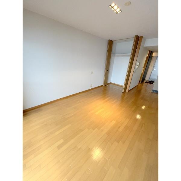 豊中市曽根東町マンション リビング