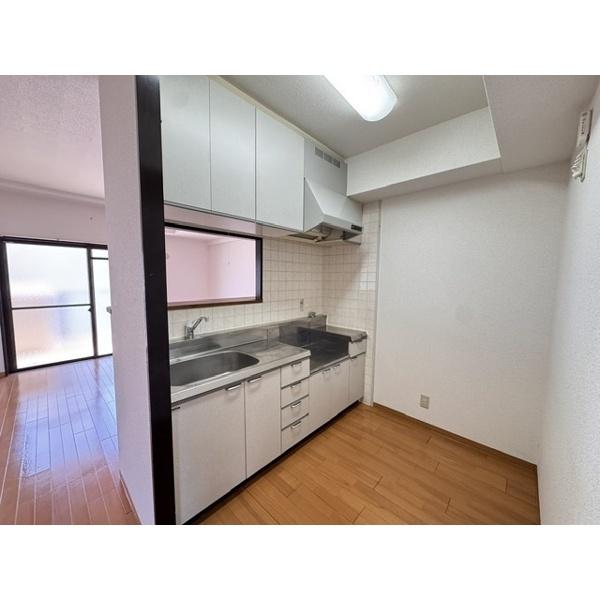 豊中市長興寺南マンション キッチン