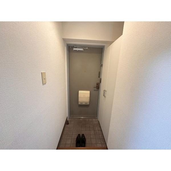豊中市玉井町マンション 玄関