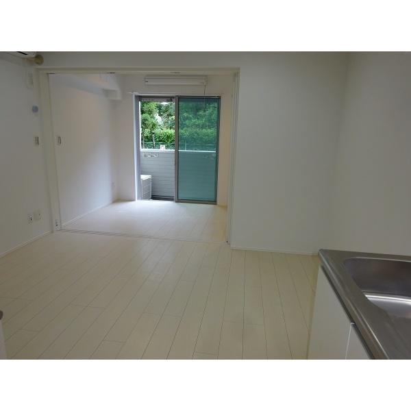 豊中市城山町アパート リビング