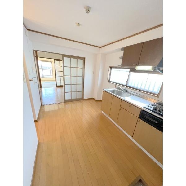 豊中市上津島マンション リビング