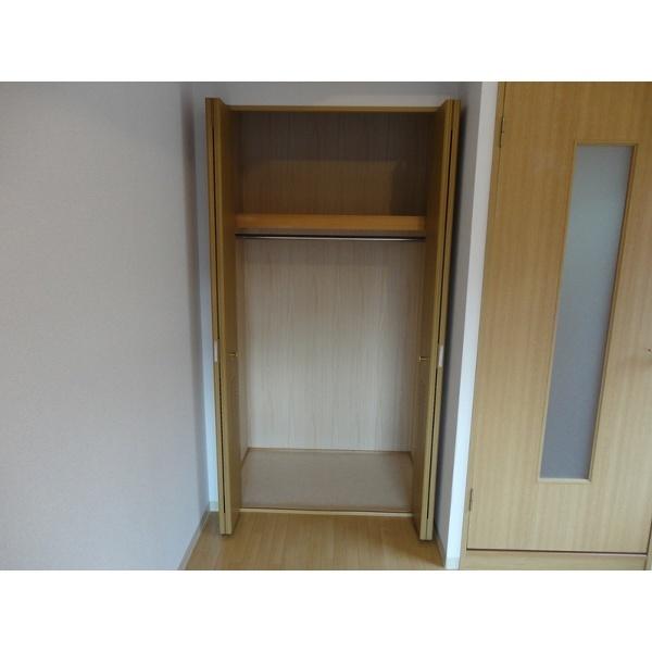 フロン ツオーネ 収納