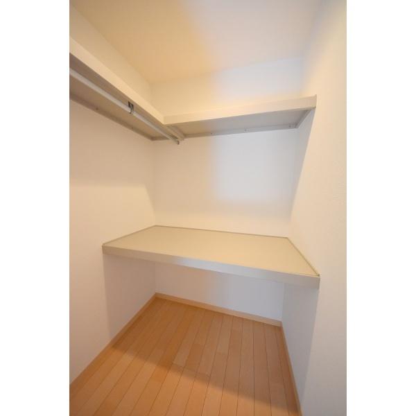 豊中市玉井町アパート 収納