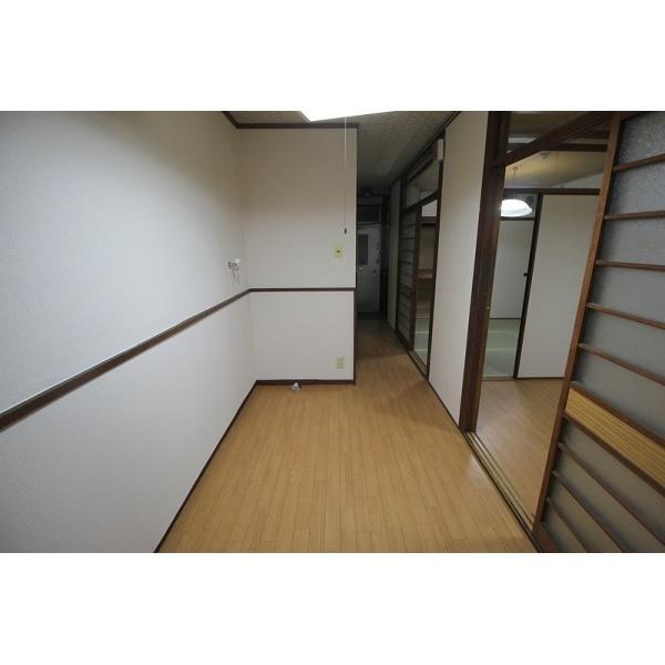 豊中市服部寿町アパート リビング