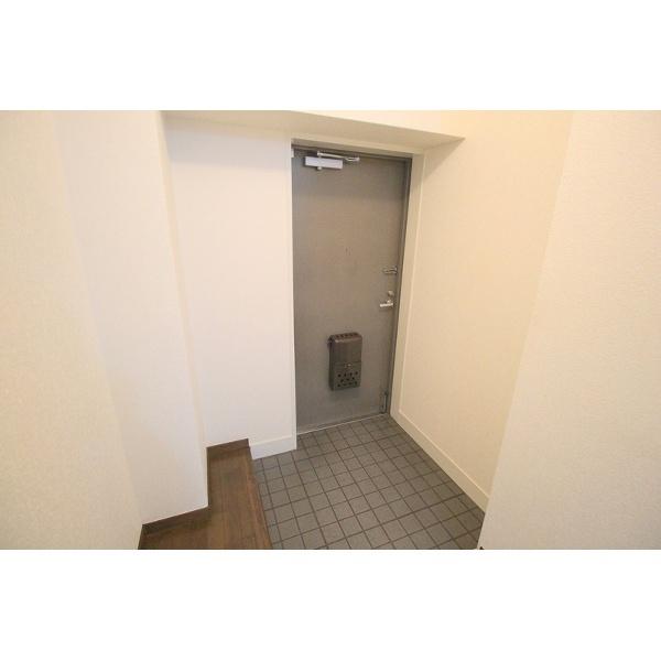 豊中市柴原町マンション 玄関