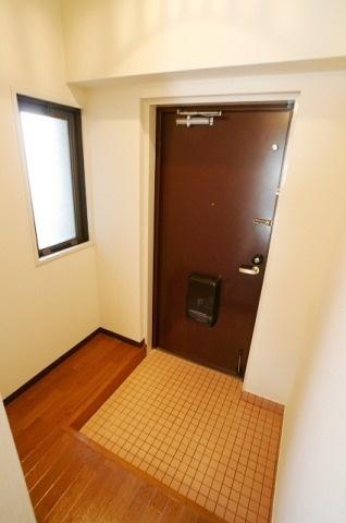 豊中市小曽根マンション 玄関