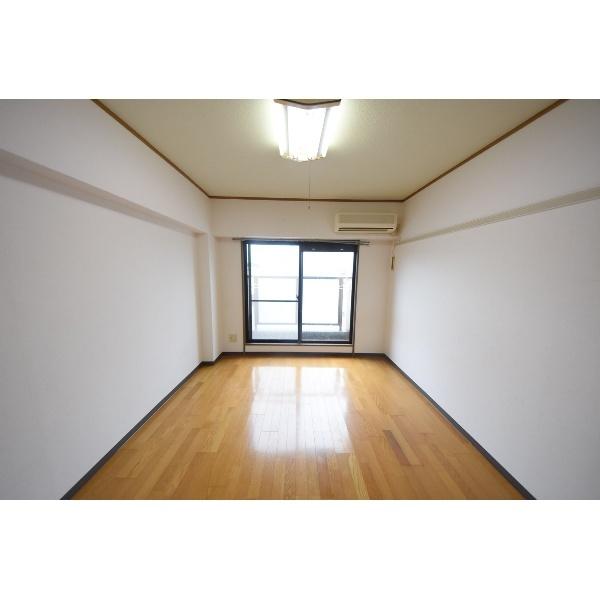 豊中市岡町北マンション リビング