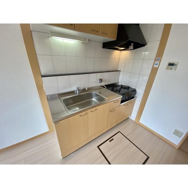 豊中市桜の町マンション キッチン