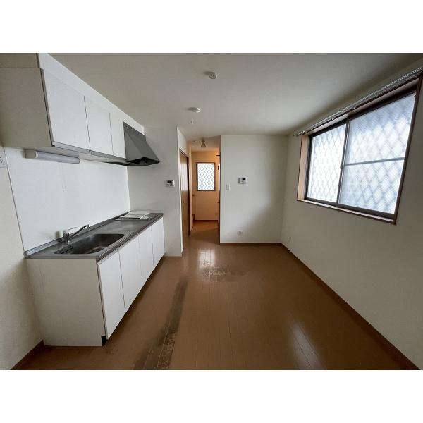 豊中市桜の町アパート リビング