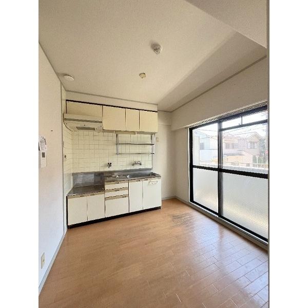豊中市玉井町マンション リビング