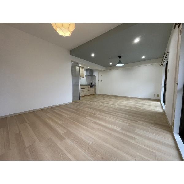 豊中市中桜塚マンション リビング
