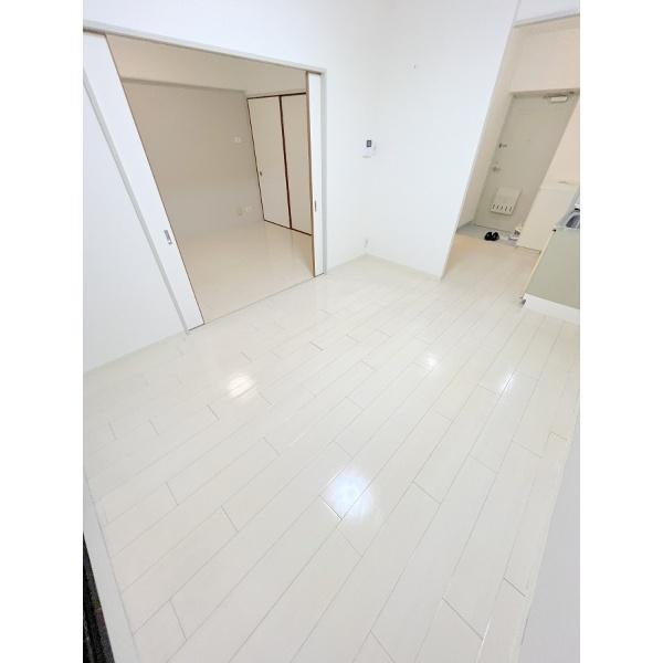 豊中市庄内東町マンション リビング