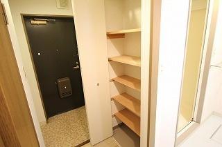 吹田市津雲台マンション 玄関