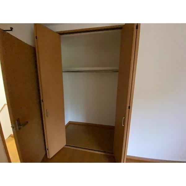 豊中市中桜塚一戸建 収納