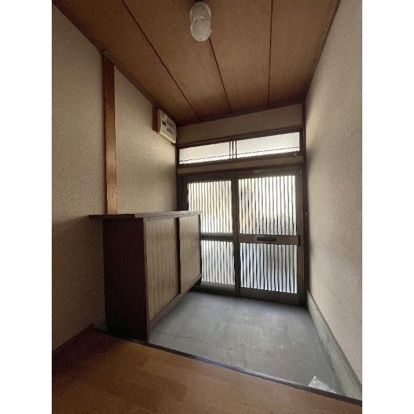 豊中市向丘一戸建 玄関