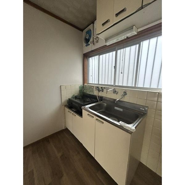 豊中市栗ケ丘町テラスハウス キッチン